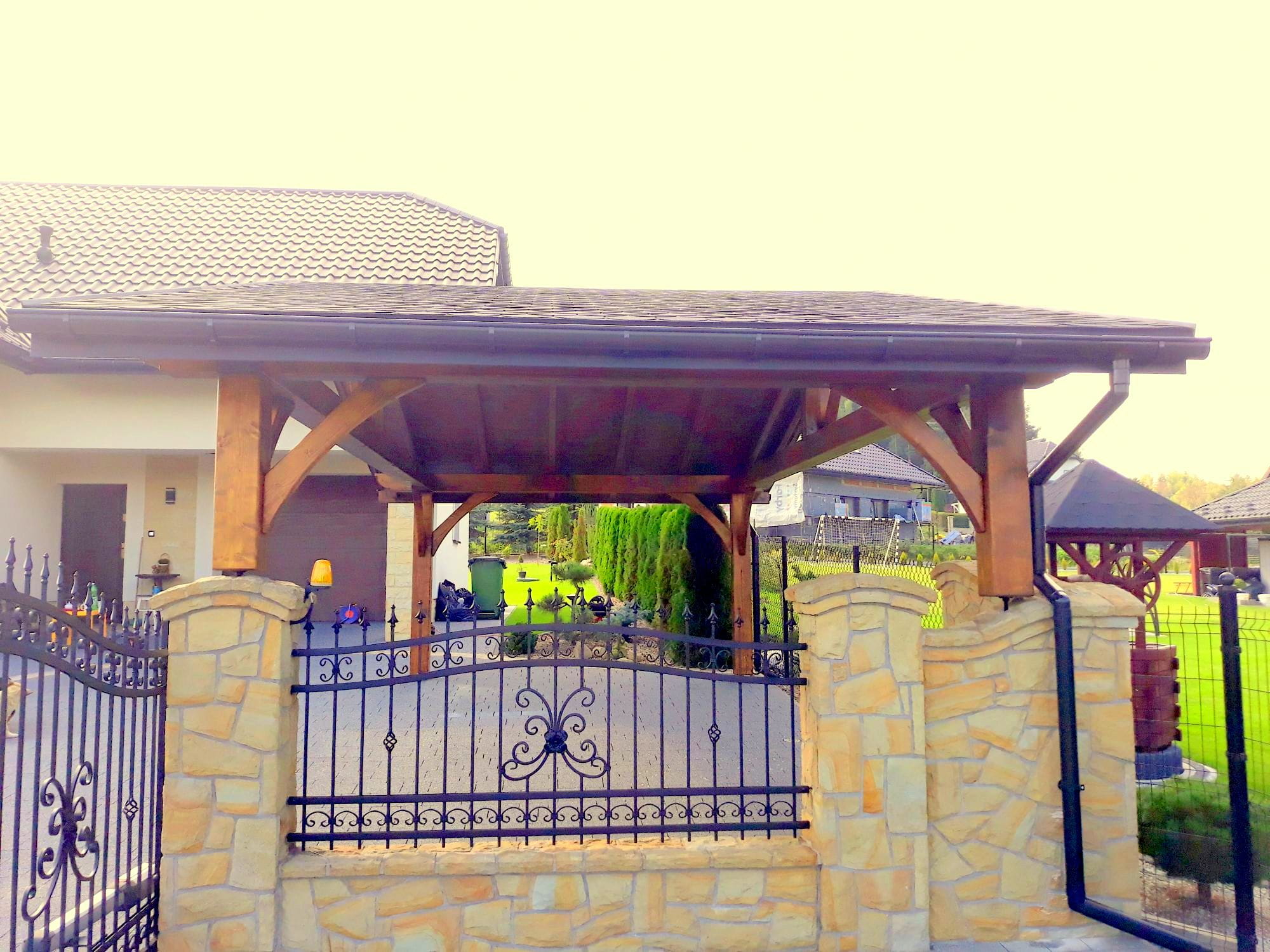 4x7 m-es fa kocsibeálló, kétállásos - Image 6