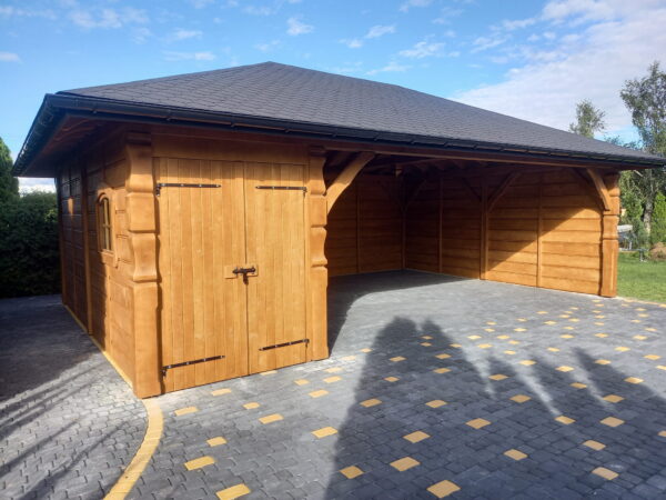 10 x 5 m-es fa kocsibeálló tárolóhelyiséggel – Krotoszyn