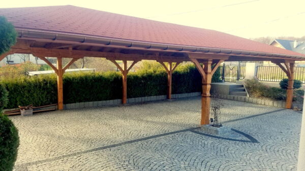 12,5 x 5,5 m-es fa kocsibeálló – Gorlice